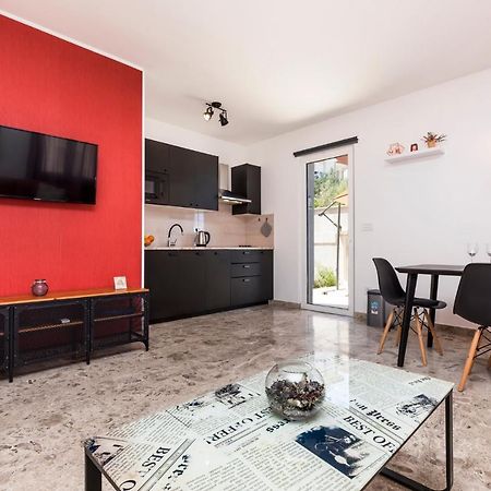Apartment Medea, St. Martin Mali Lošinj Exterior foto